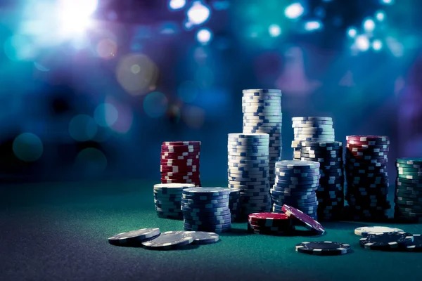 Live football streaming and betting interface